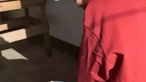 《独家揭秘：纽卡斯尔冬歇期瞄准特拉福德，力争锁定核心战位争夺战！》